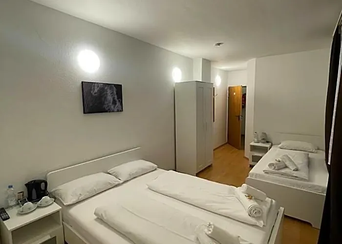 Starlight Hotel